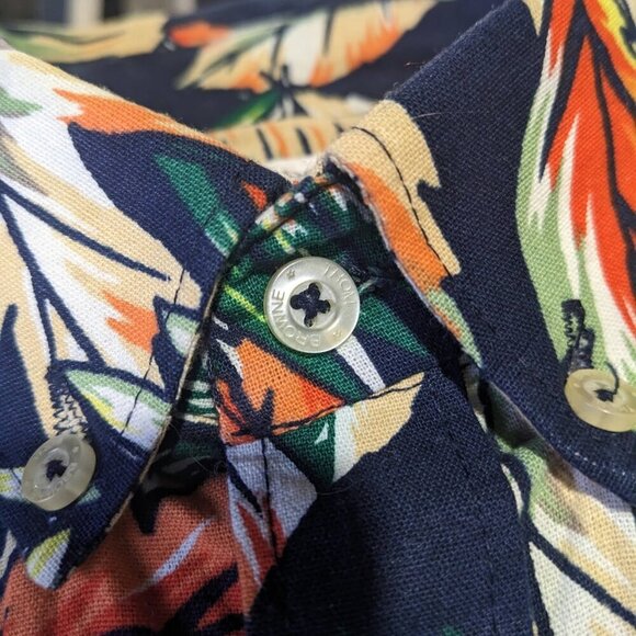 Thom Browne | Men's Tropical Print Shirt - Picture 11 of 11